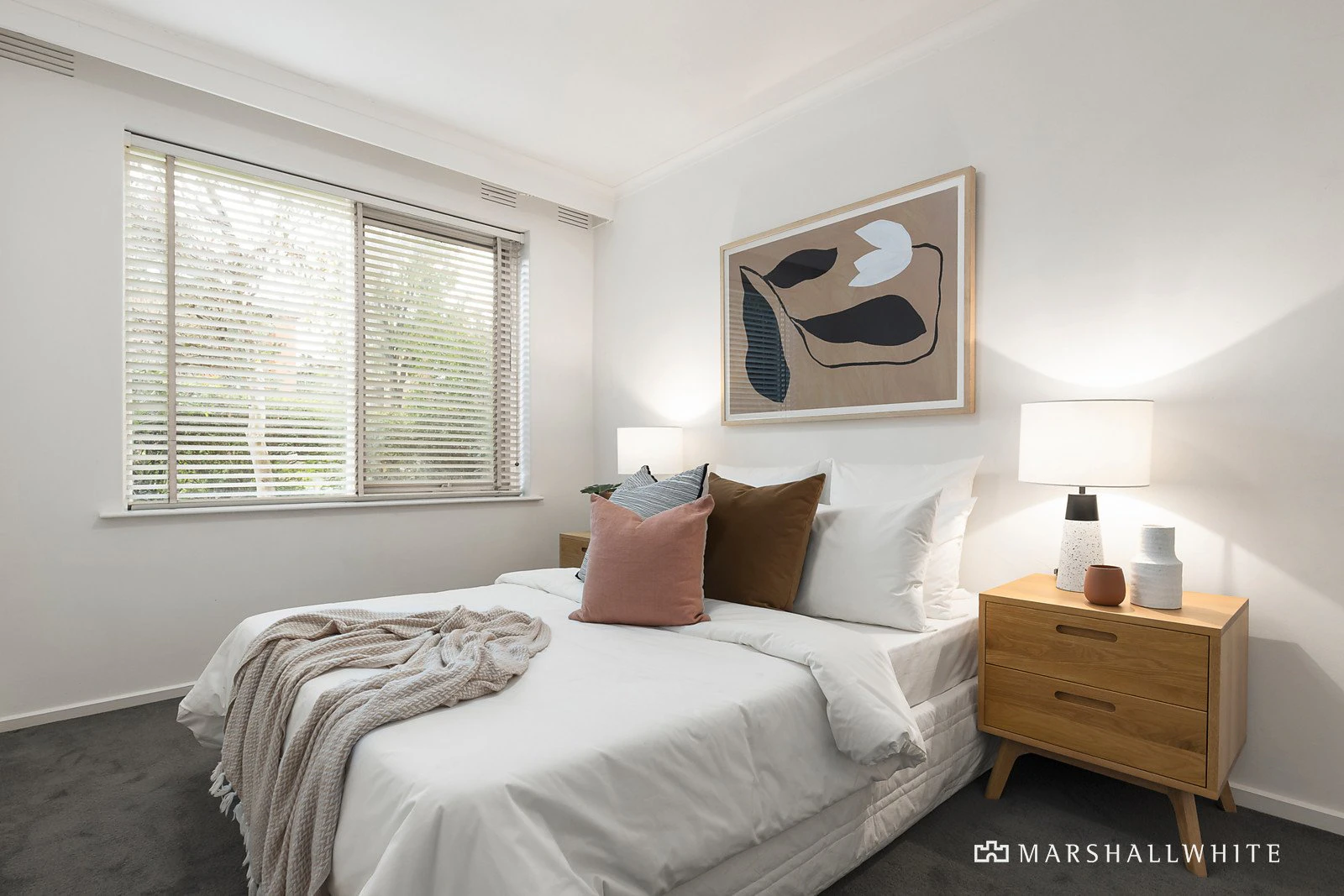 2/73 Edgar Street North, Glen Iris, VIC