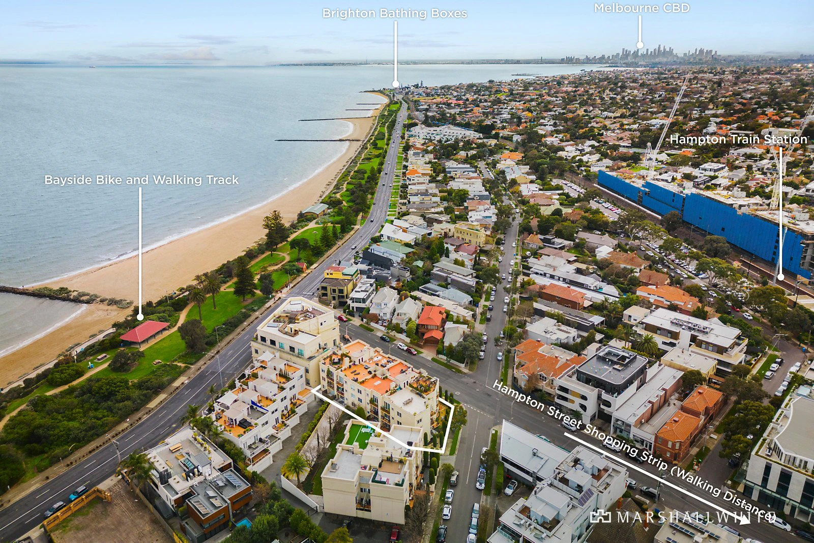 21/56 Beach Road, Hampton, VIC