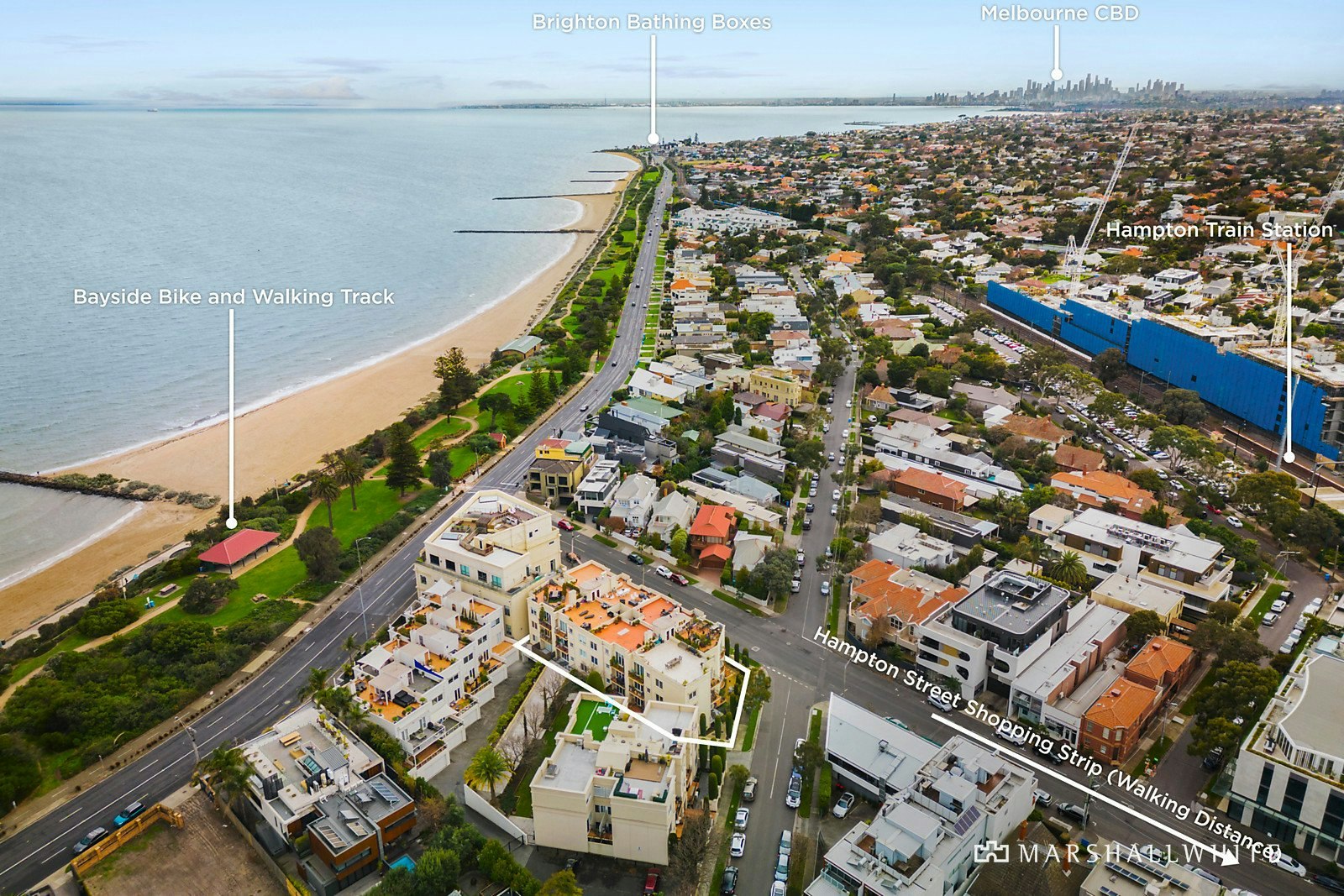 21/56 Beach Road, Hampton, VIC