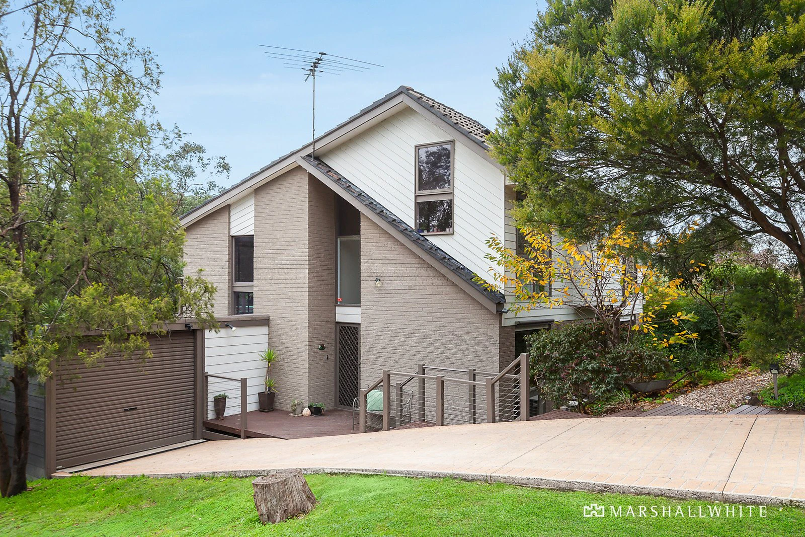 11 Mopoke Hill Road, Warrandyte, VIC