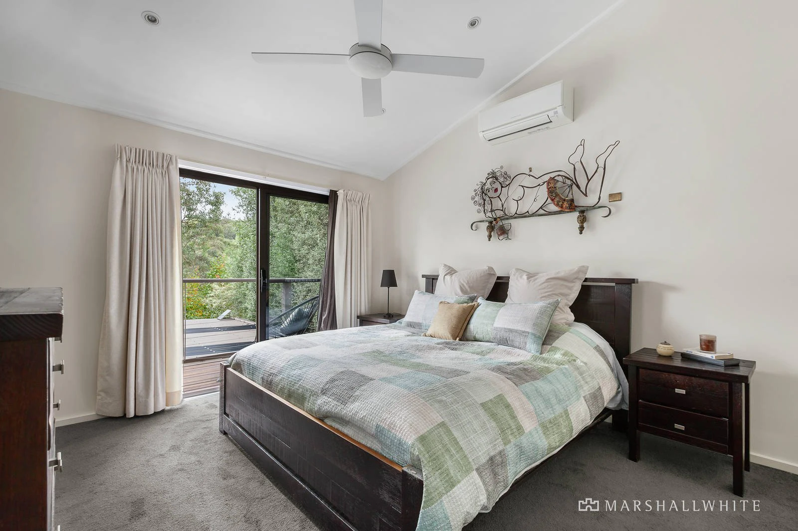 11 Mopoke Hill Road, Warrandyte, VIC