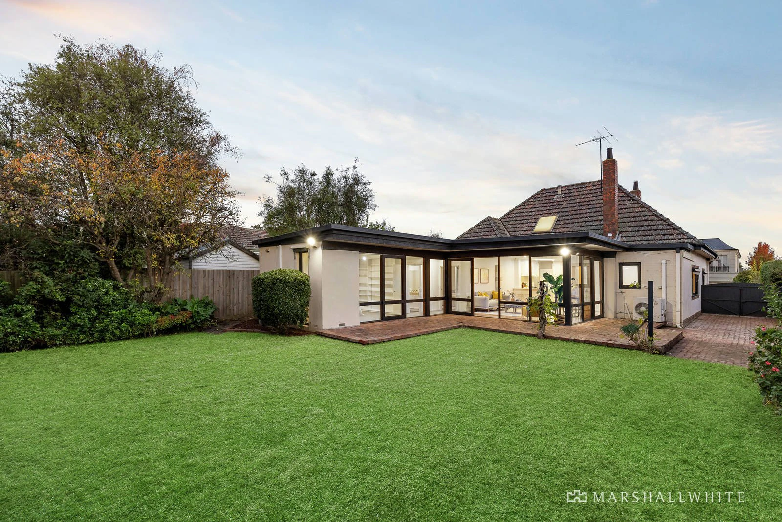 7 Inverness Drive, Kew East, VIC