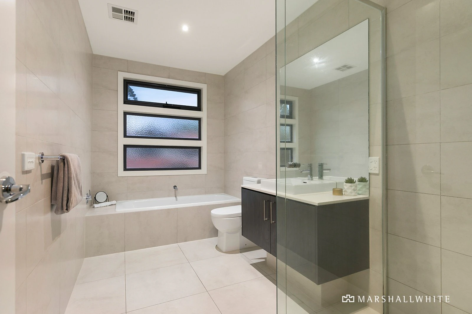 1/119 Wattle Valley Road, Camberwell, VIC