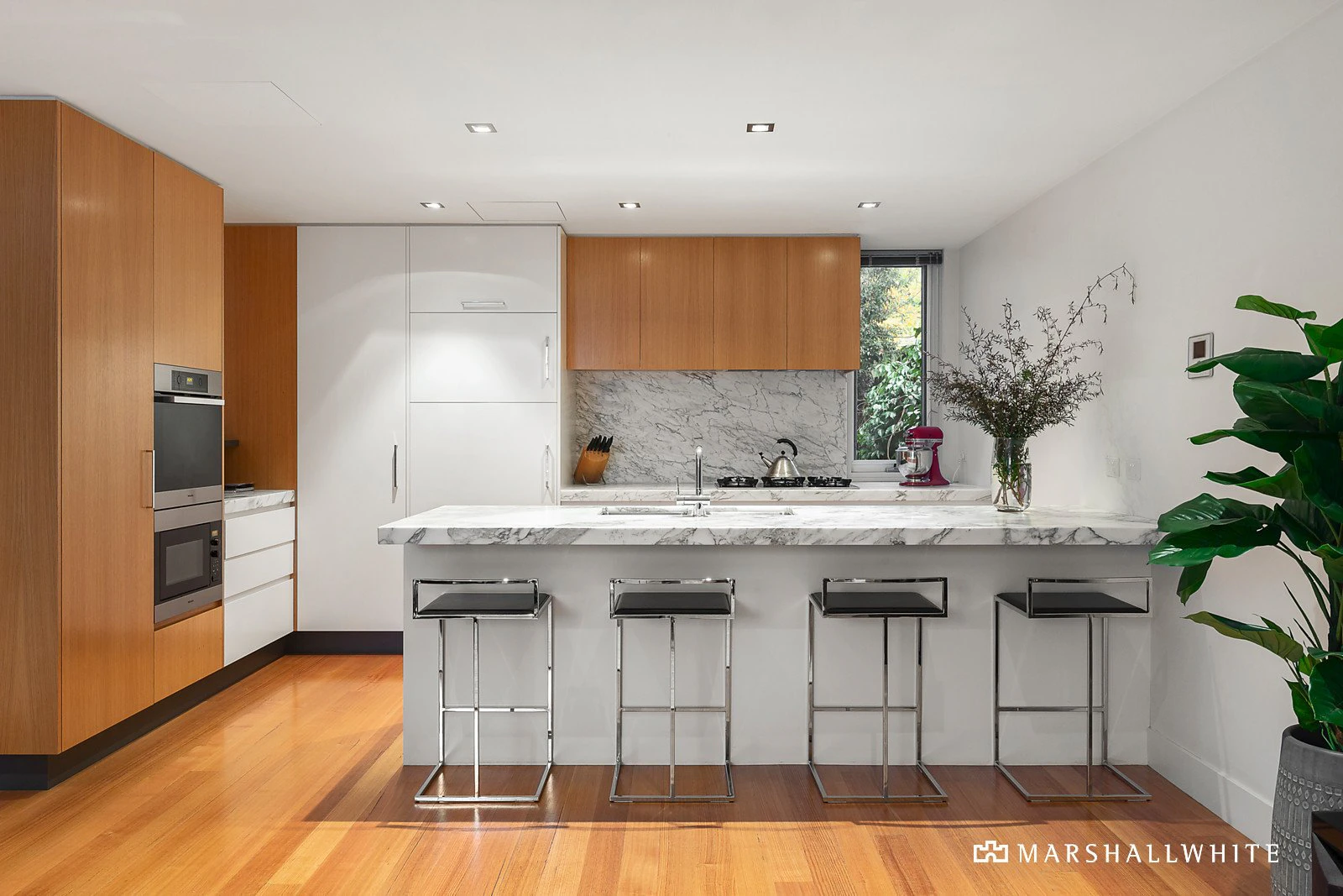 2/55 Manningtree Road, Hawthorn, VIC