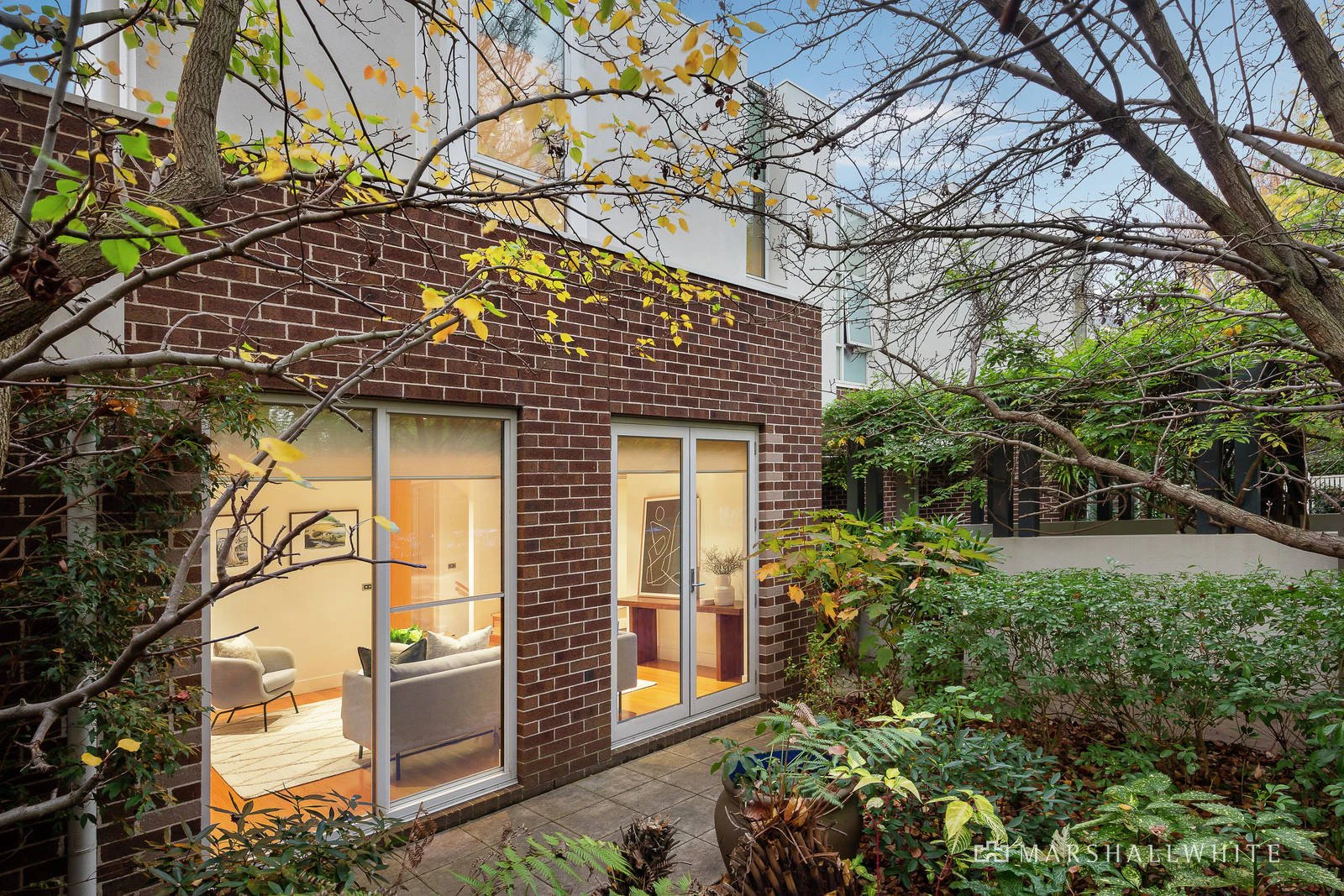 2/55 Manningtree Road, Hawthorn, VIC
