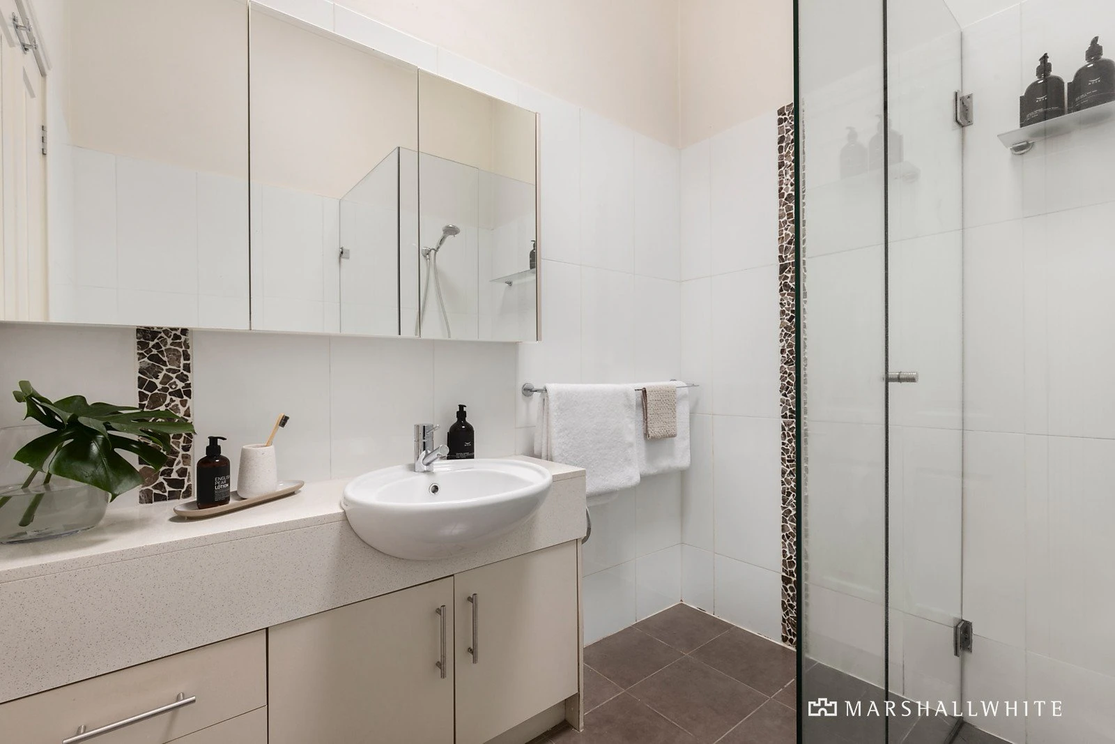 27 Peel Street, Windsor, VIC