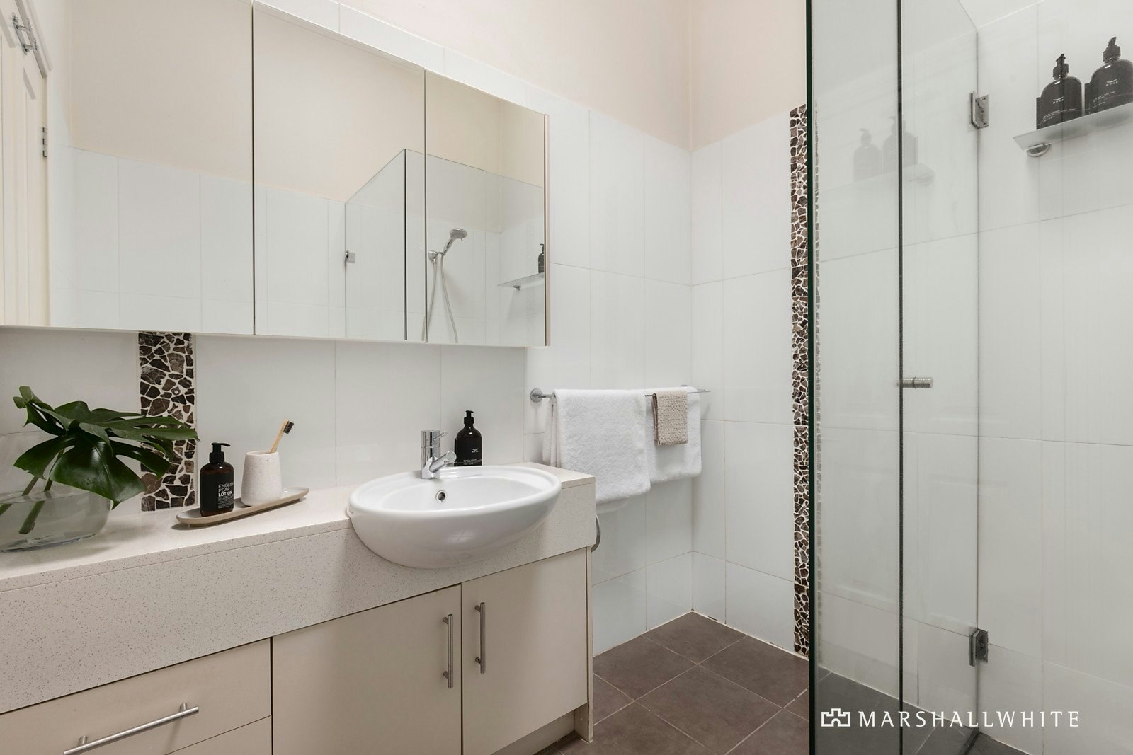 27 Peel Street, Windsor, VIC