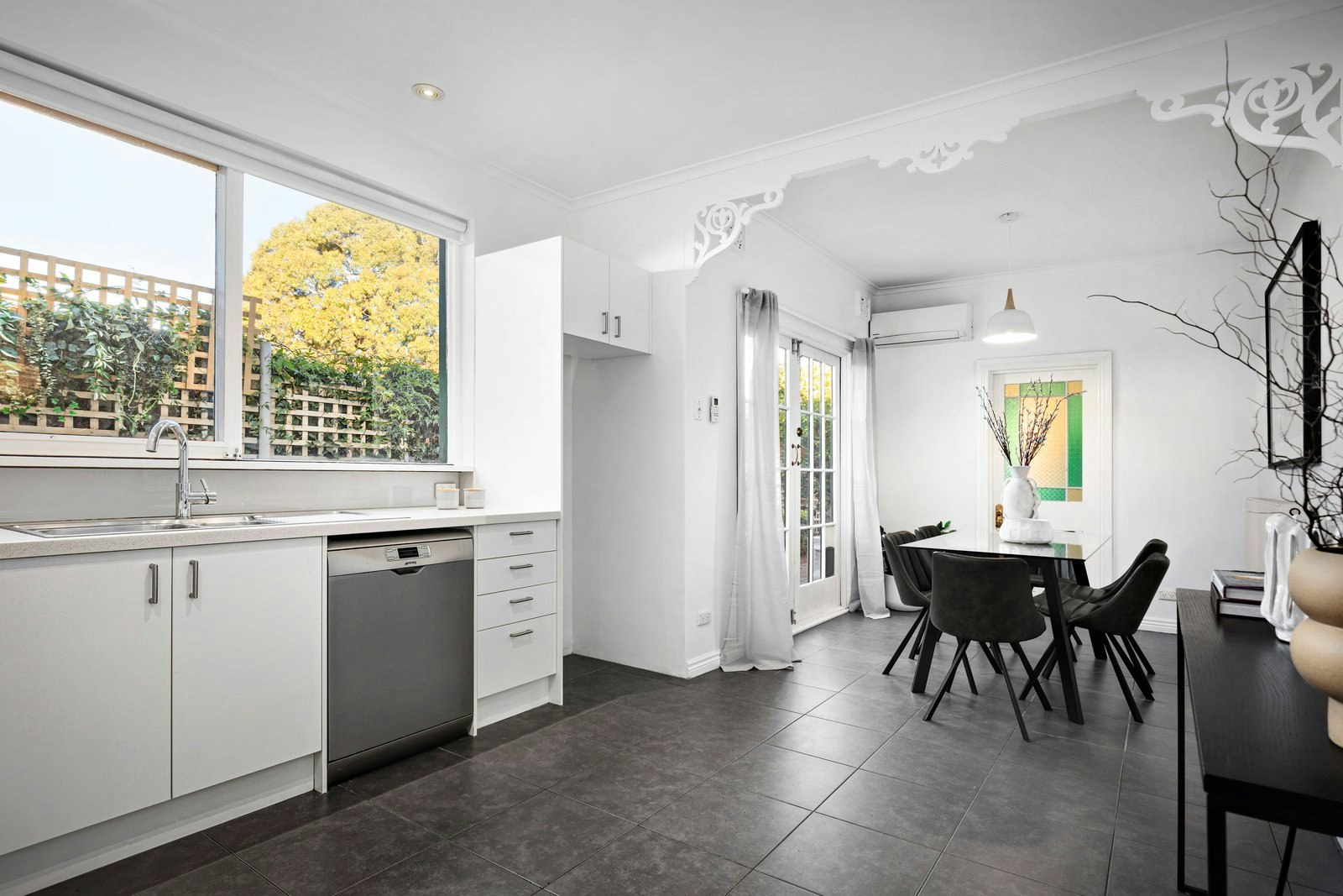 38 Albert Street, Port Melbourne, 3207