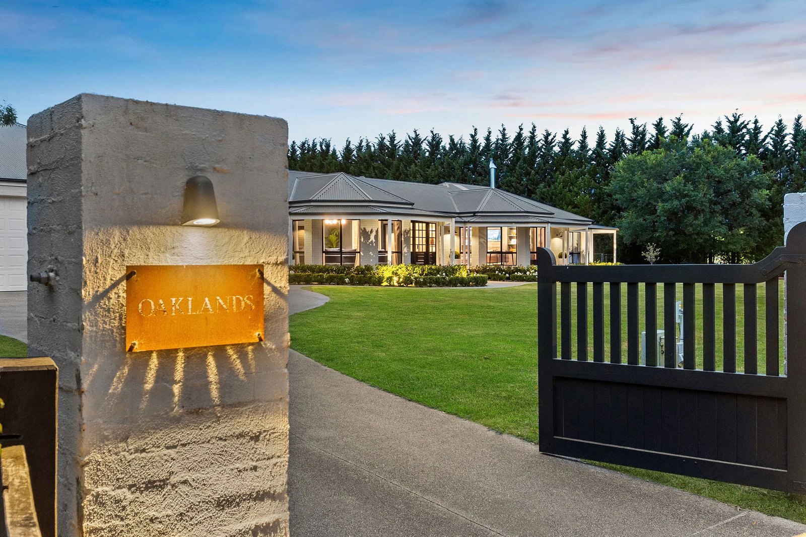 12 Benton Grange Drive, Mornington, 3931