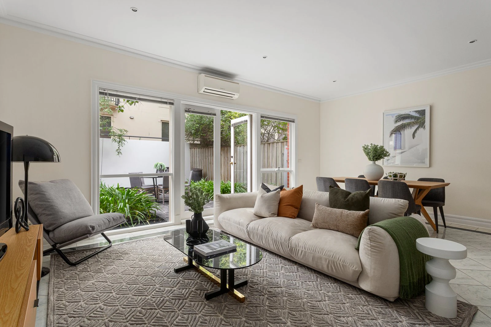15 Continental Way, Prahran, 3181