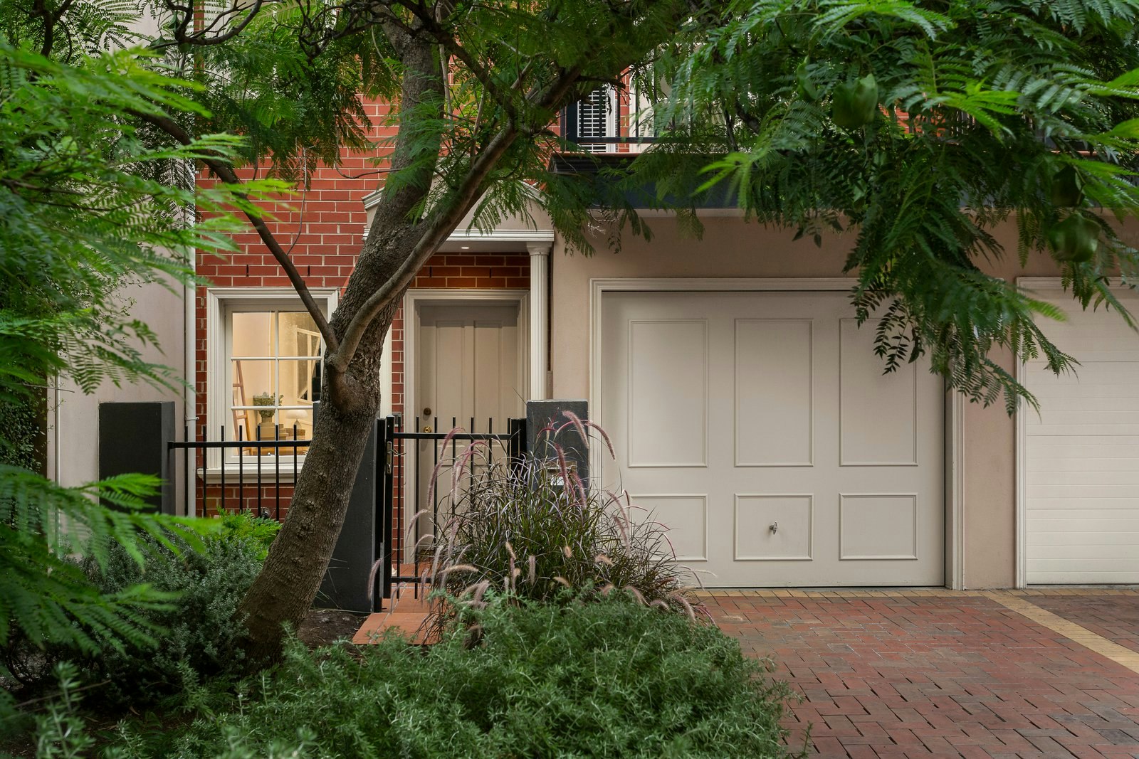 15 Continental Way, Prahran, 3181