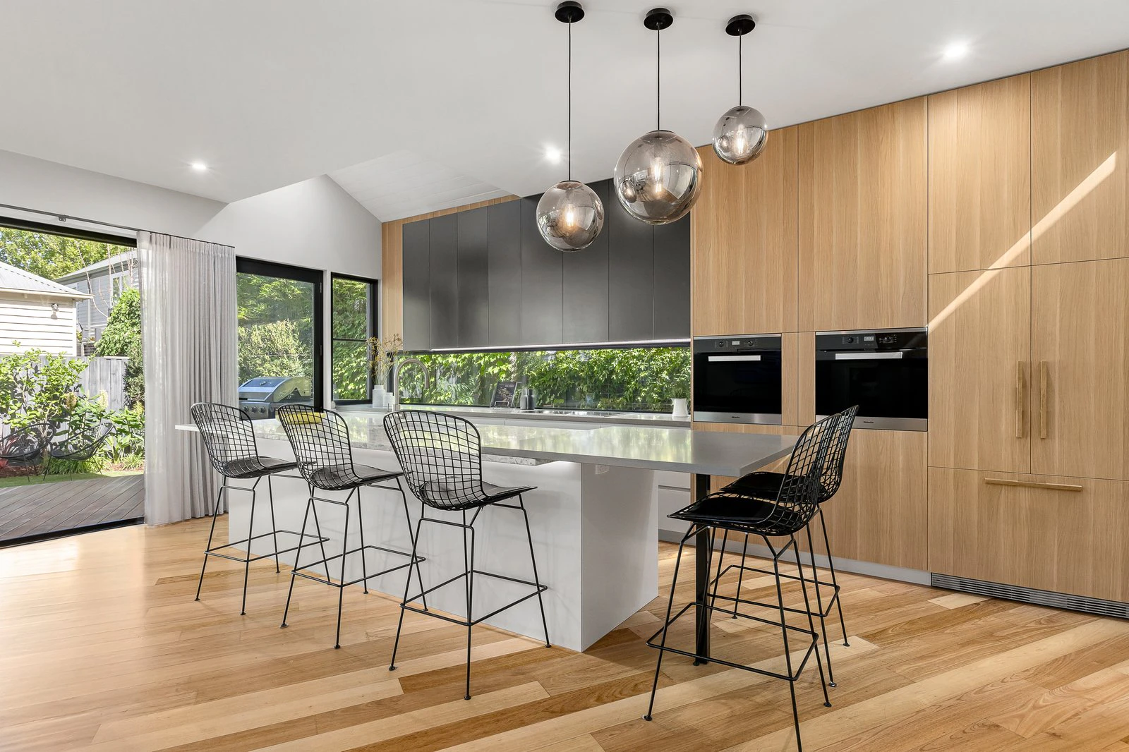 10 Warley Road, Malvern East, 3145
