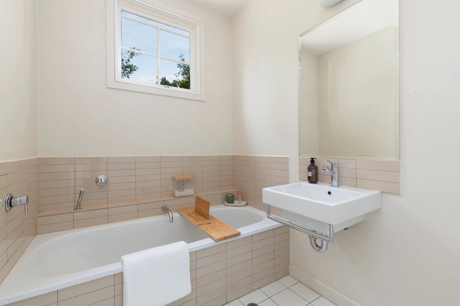 156 Powlett Street, East Melbourne, 3002