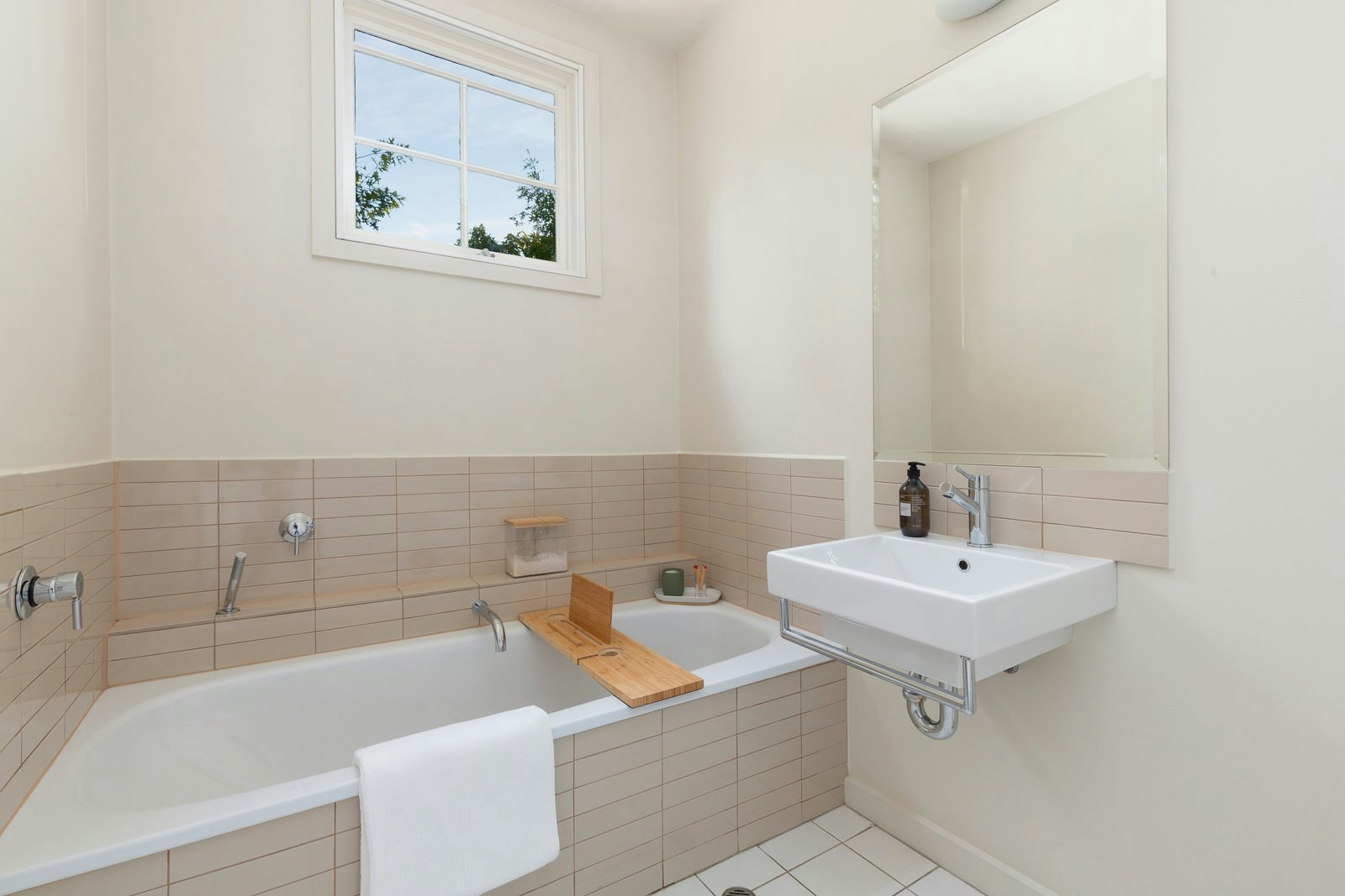 156 Powlett Street, East Melbourne, 3002