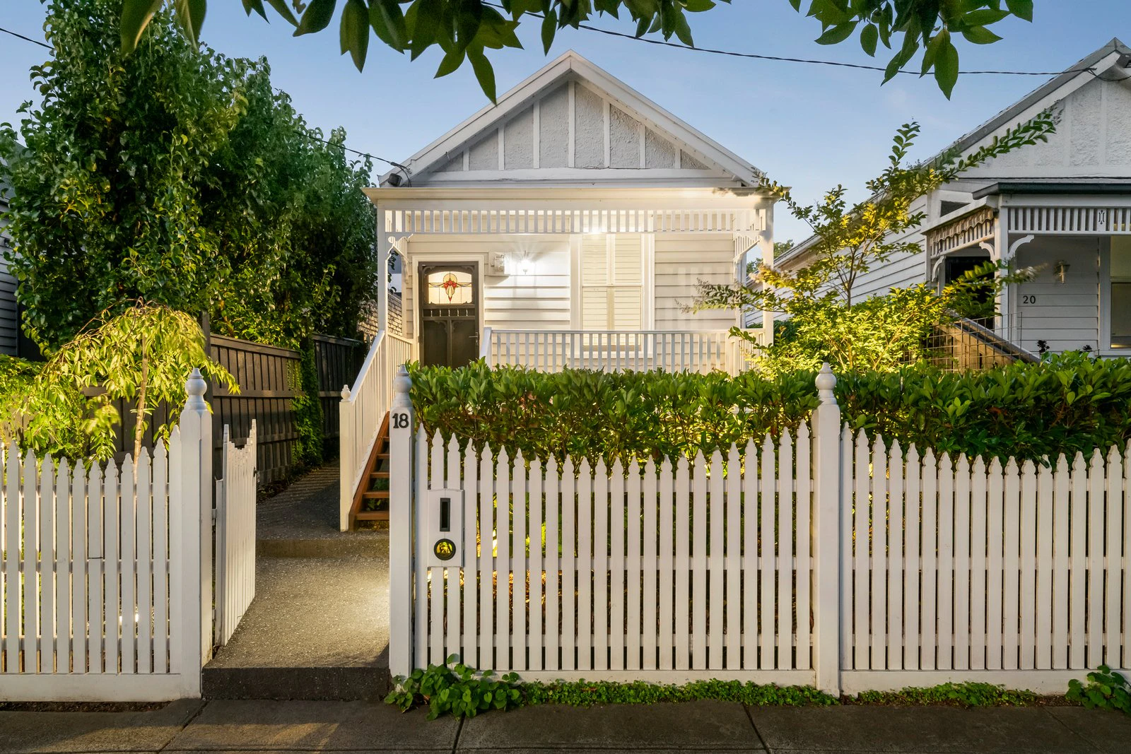 18 Empress Road, Surrey Hills, 3127