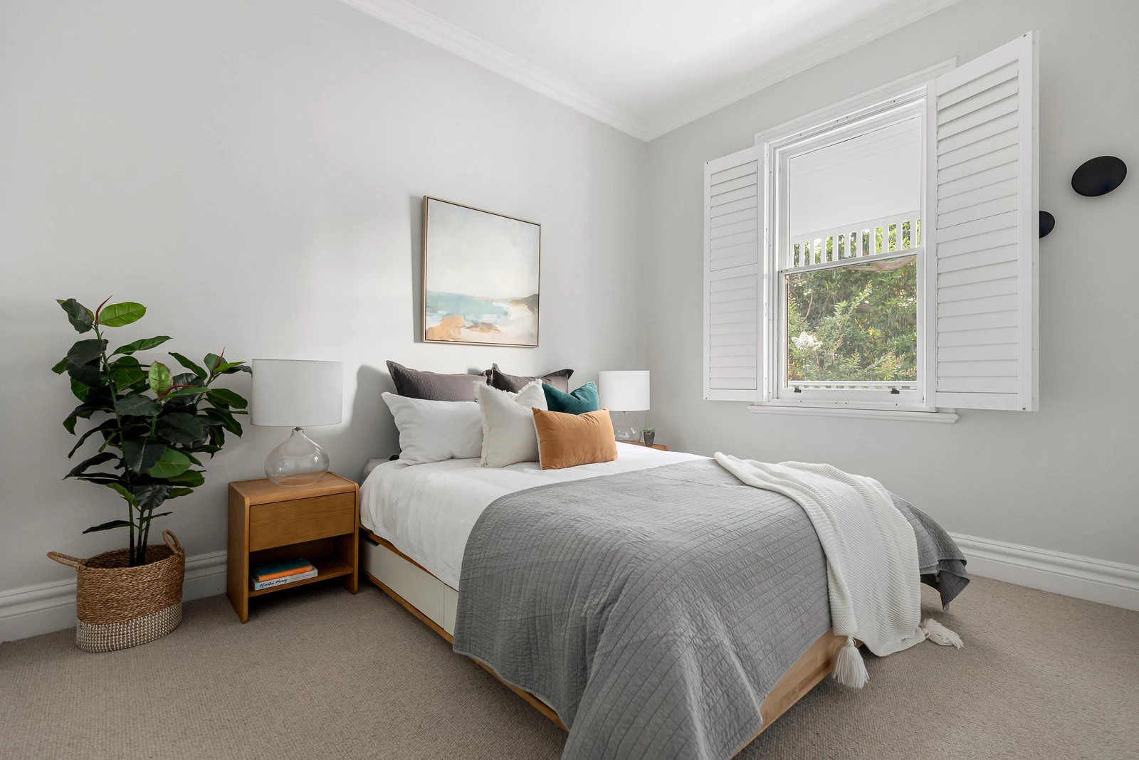 18 Empress Road, Surrey Hills, 3127