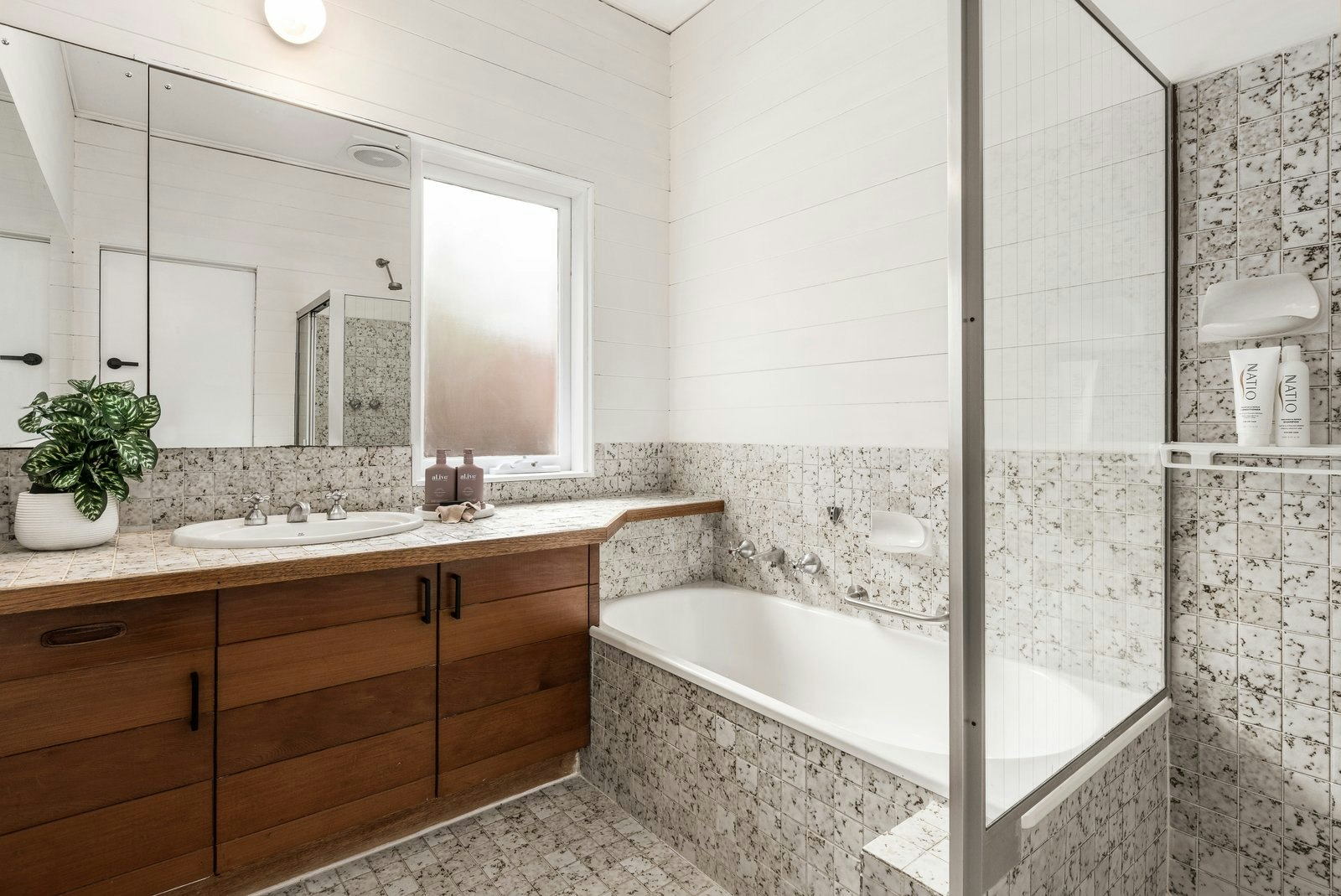 10 Trafalgar Street, Mont Albert, VIC