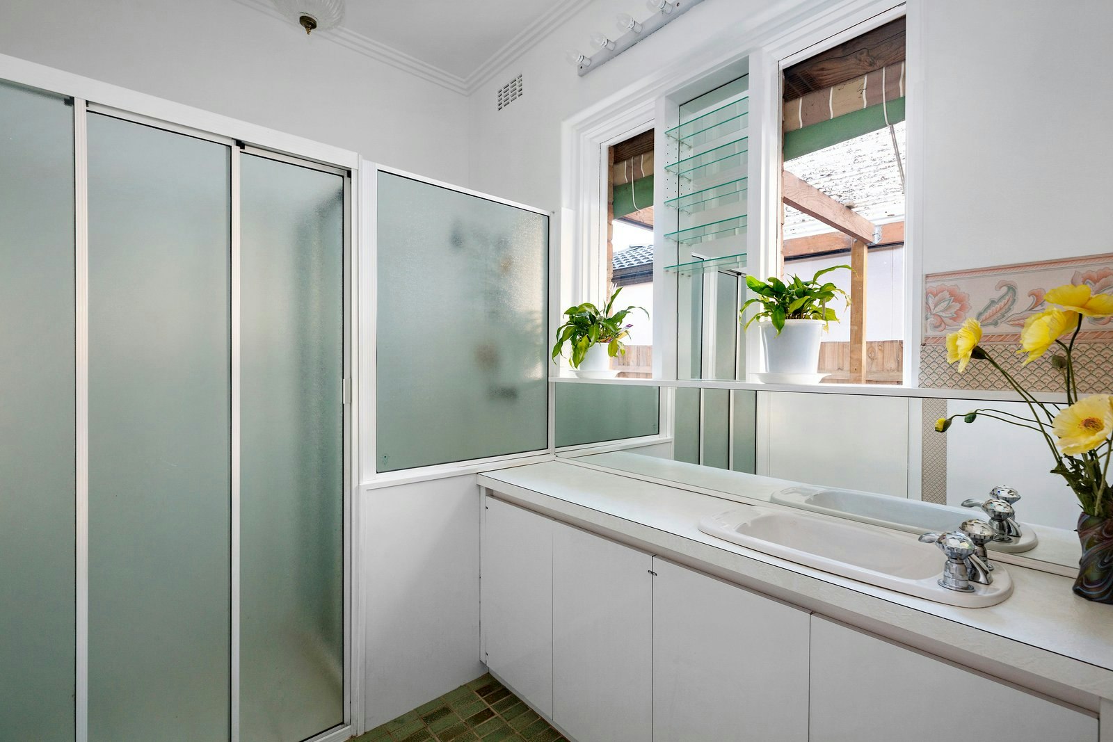 4 Highbury Road, Burwood, VIC