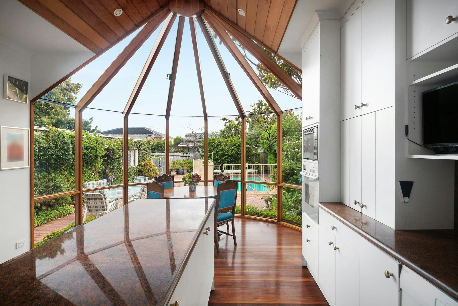 4 Highbury Road, Burwood, VIC