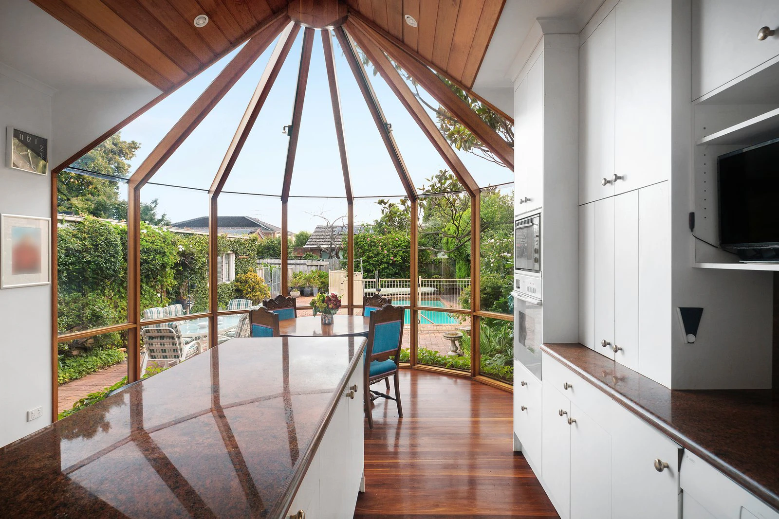 4 Highbury Road, Burwood, VIC