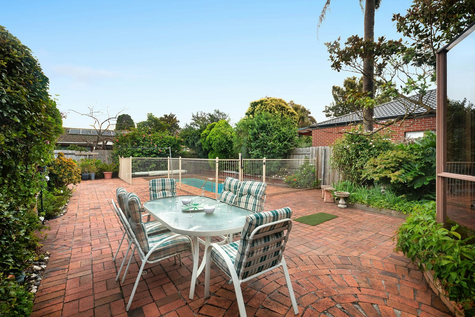 4 Highbury Road, Burwood, VIC