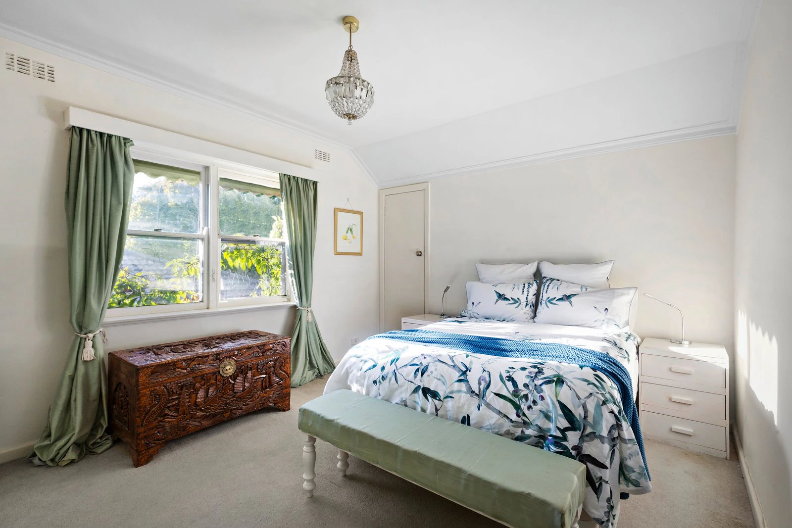 4 Highbury Road, Burwood, VIC
