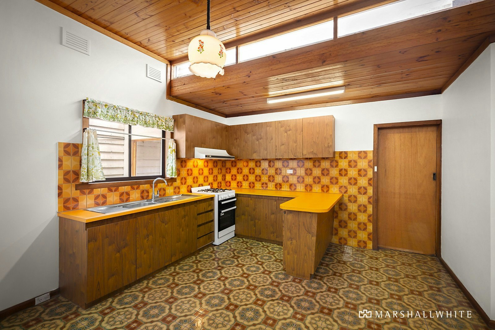 138 Victoria Avenue, Albert Park, VIC