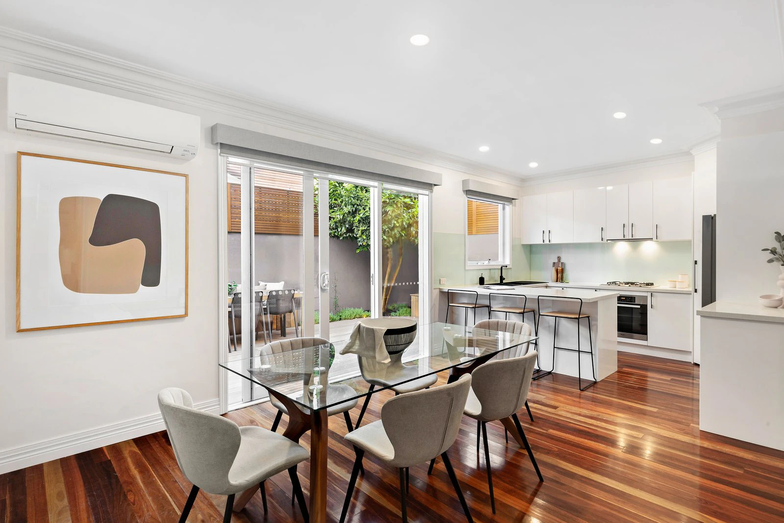 Residence 3/12 Barlow Street, Port Melbourne, 3207