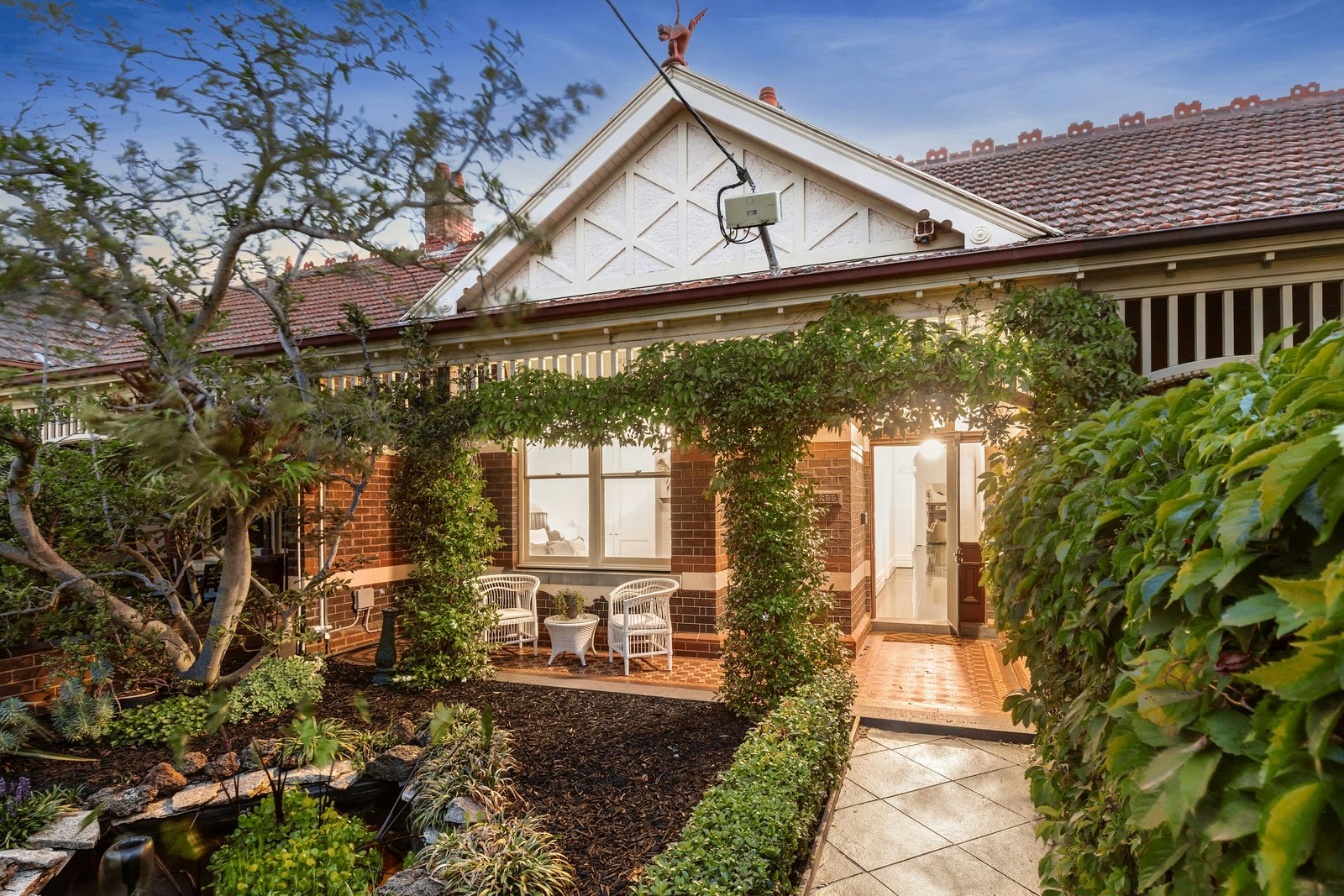 cottage