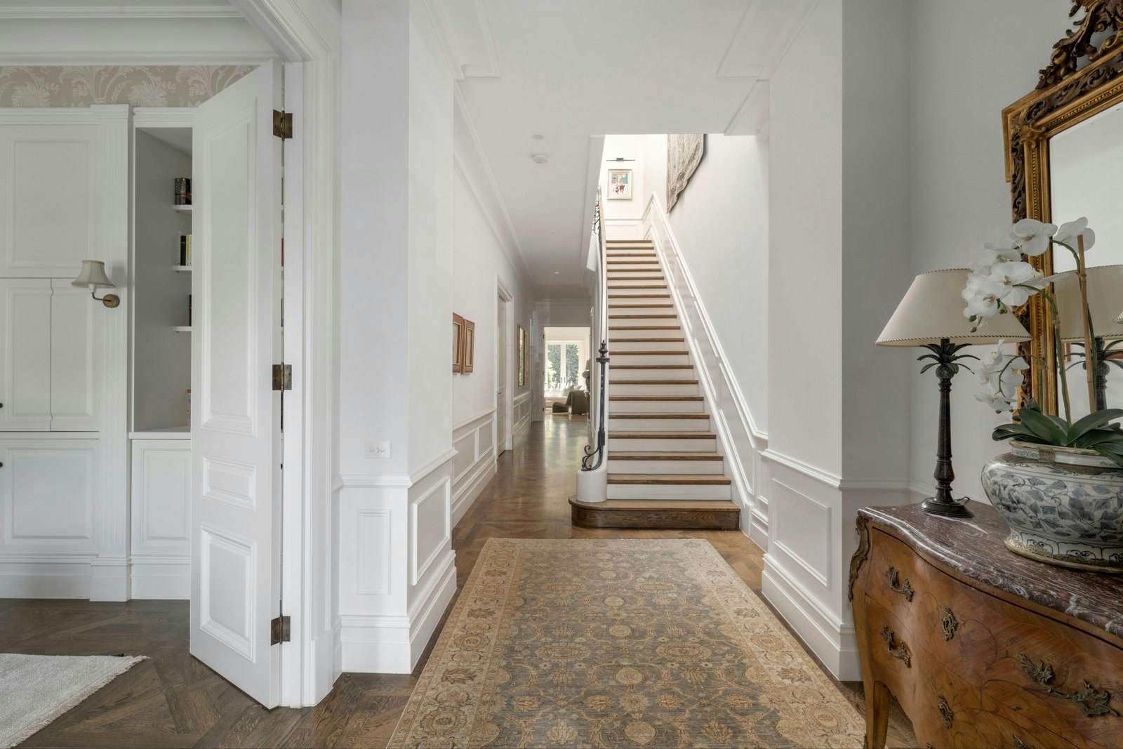 19 Selborne Road, Toorak, 3142