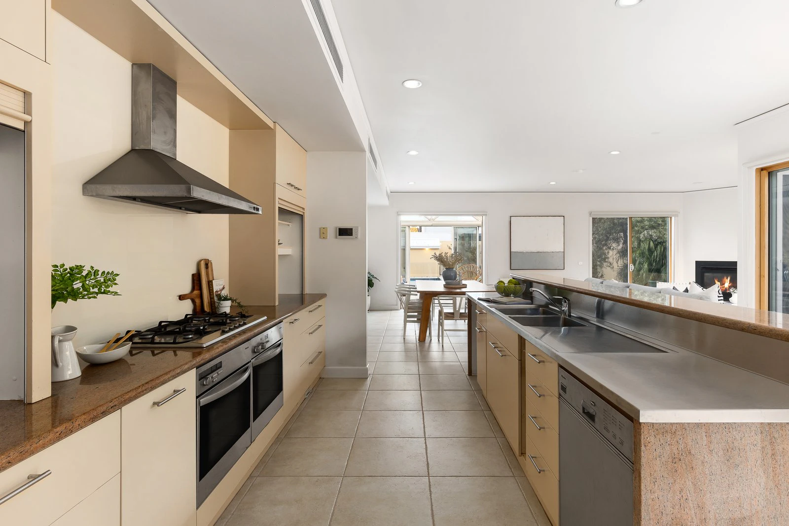 10 Gordon Street, Hampton, 3188