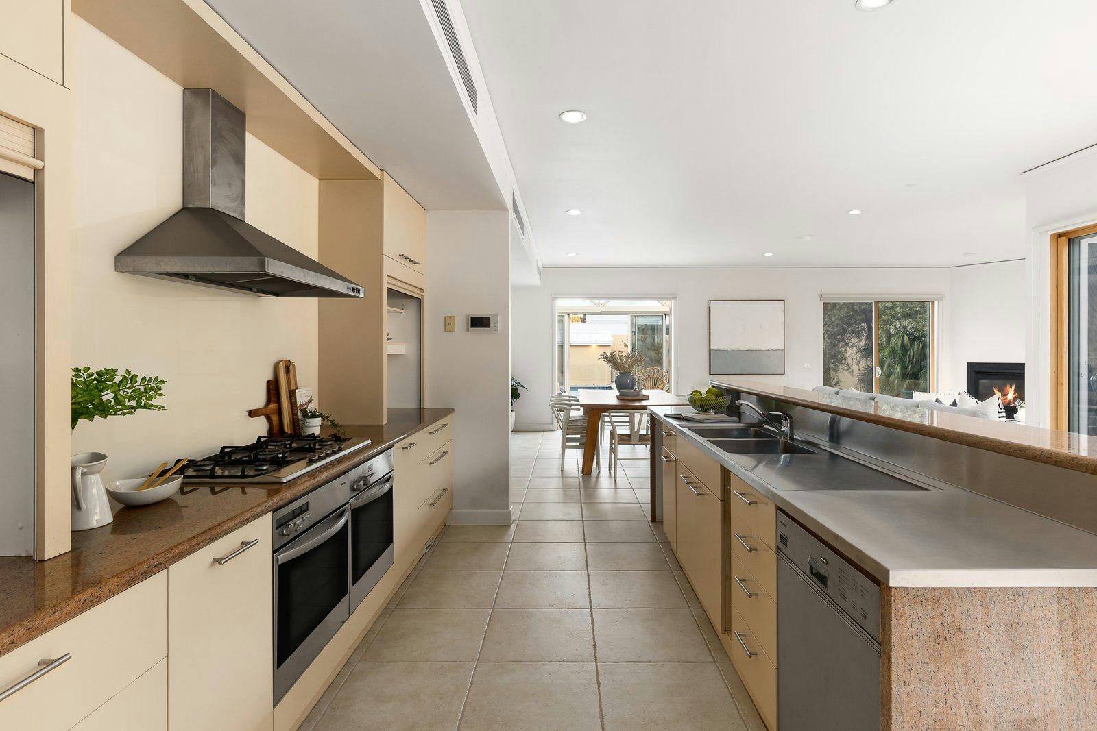 10 Gordon Street, Hampton, 3188