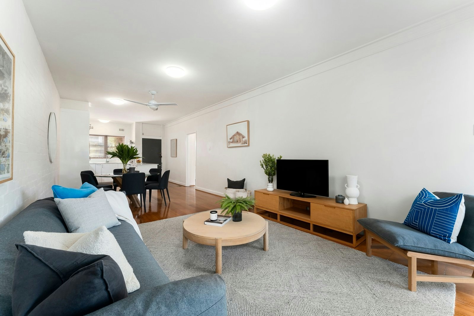 2/18 Marshall Avenue, Kew, VIC