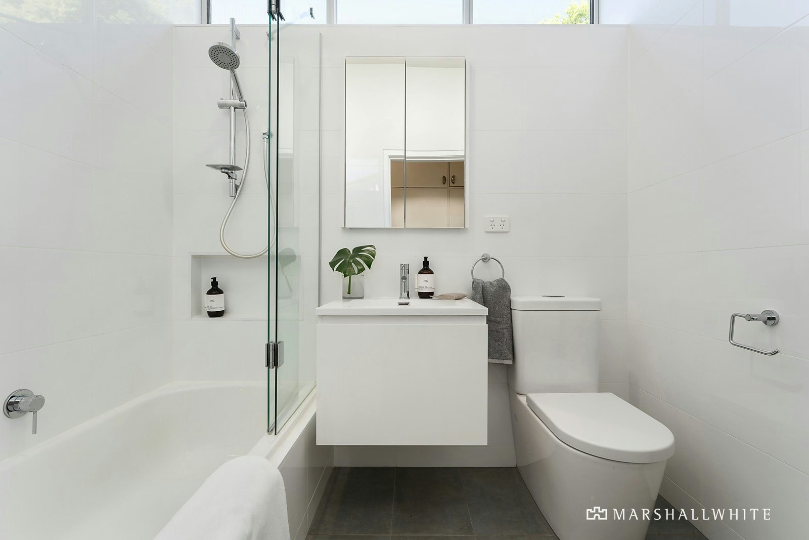 2/18 Marshall Avenue, Kew, VIC