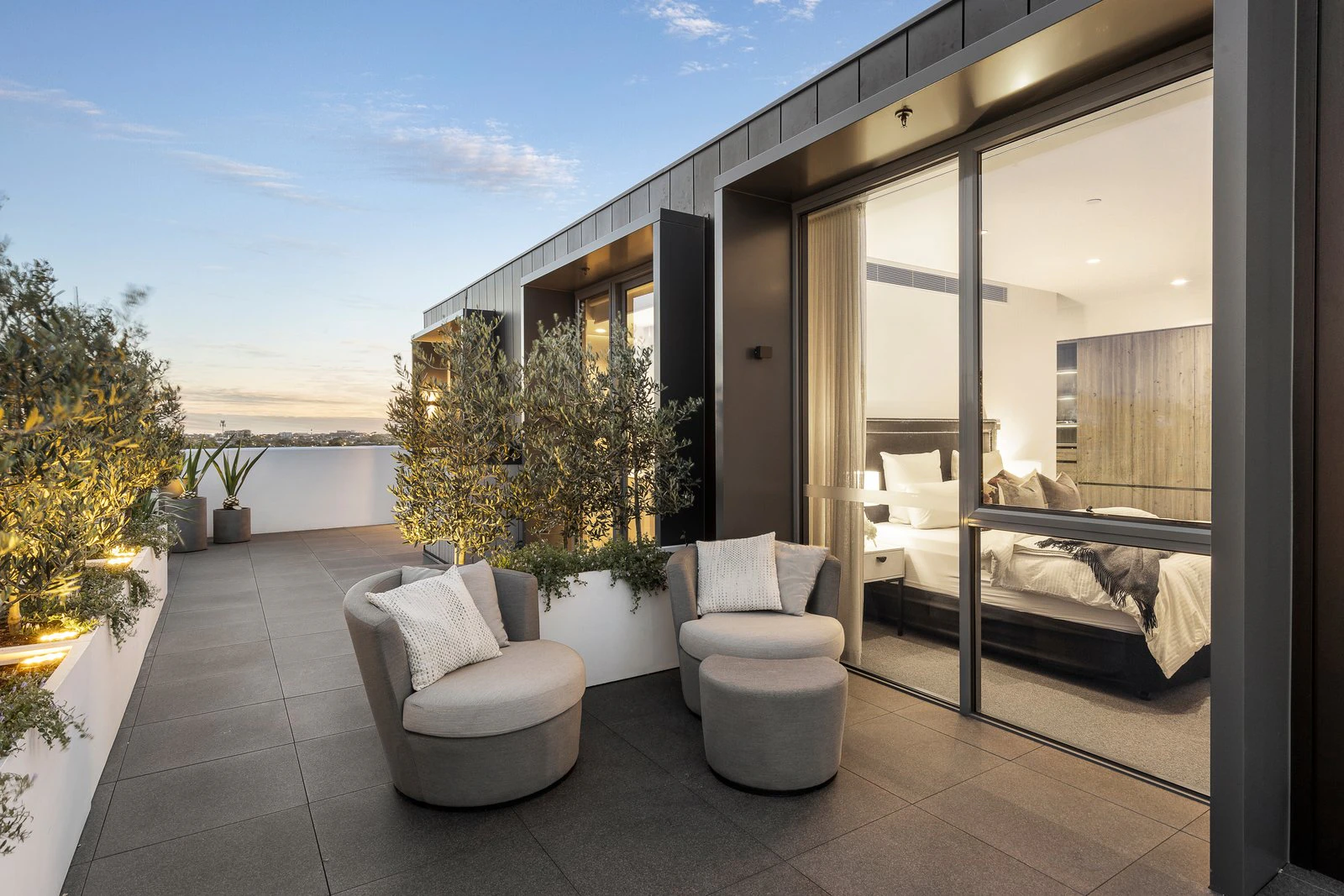 501/240 McKinnon Road, Mckinnon, 3204