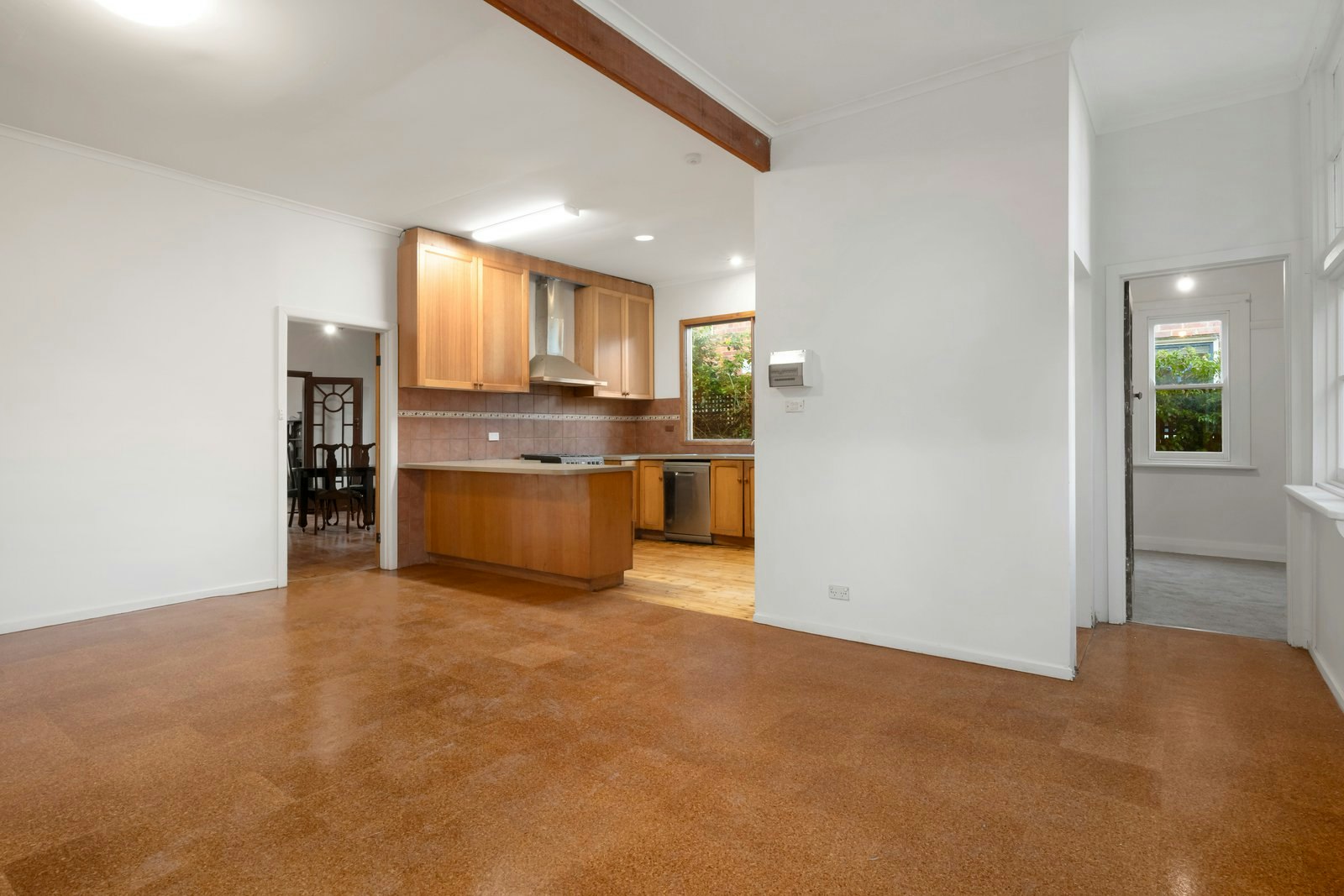 8 Wellesley Street, Mont Albert, VIC