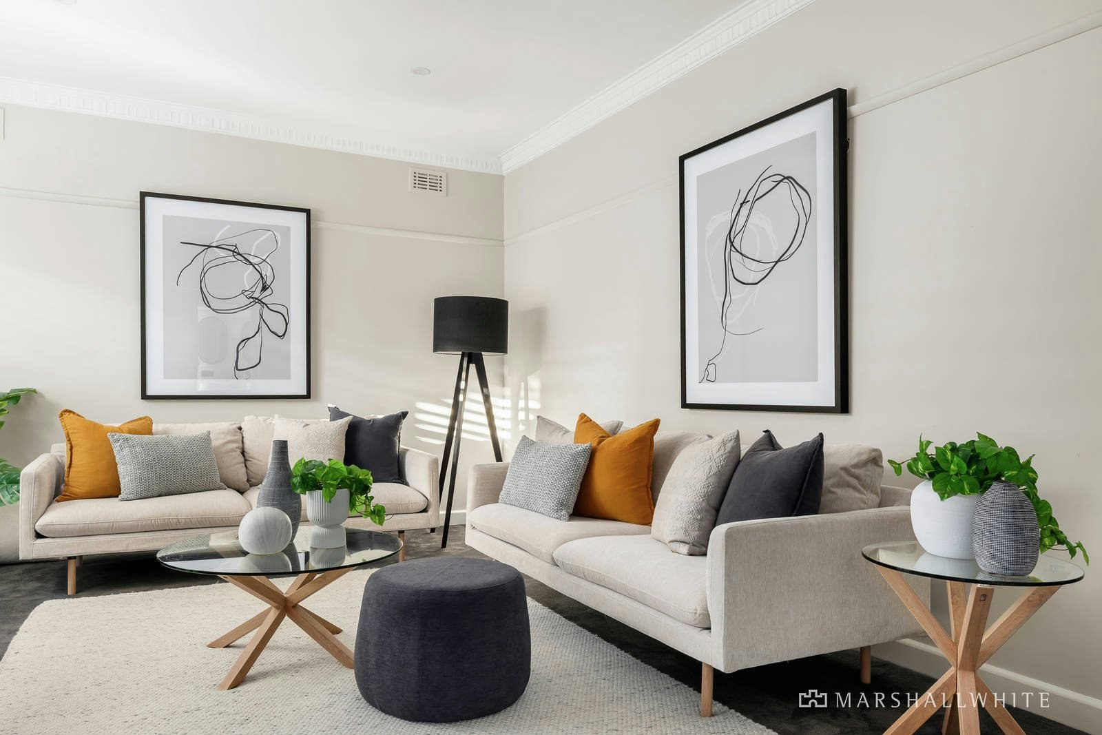 18 Moore Street, Box Hill South, 3128