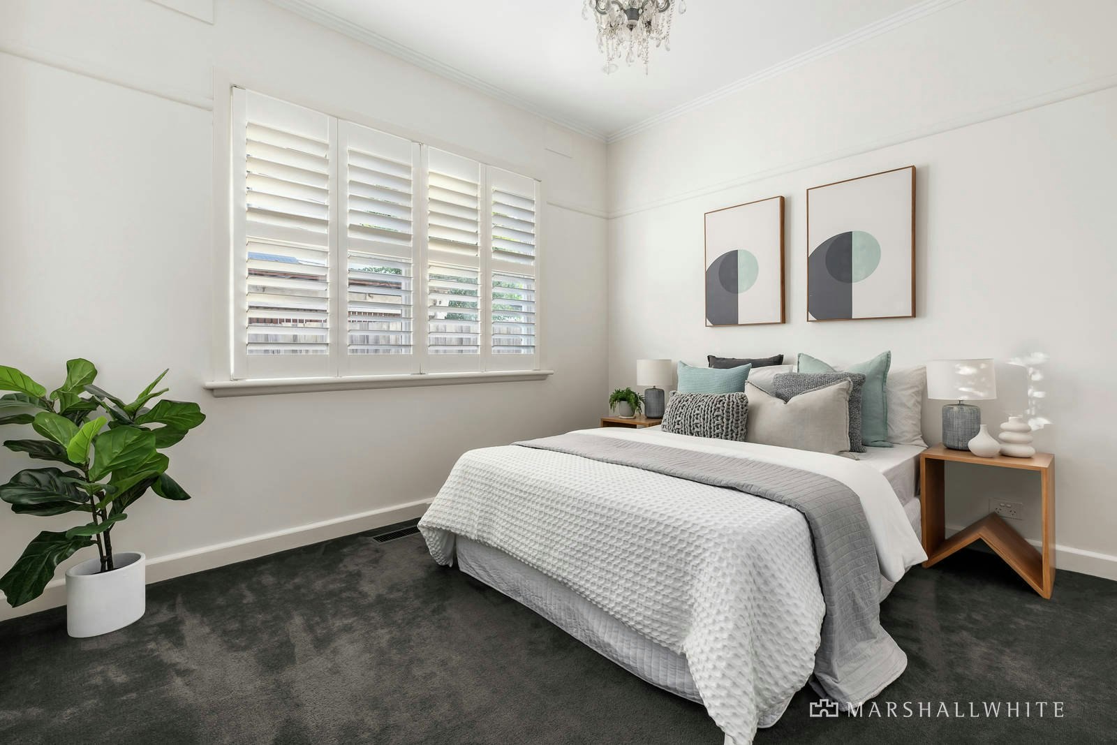 18 Moore Street, Box Hill South, 3128