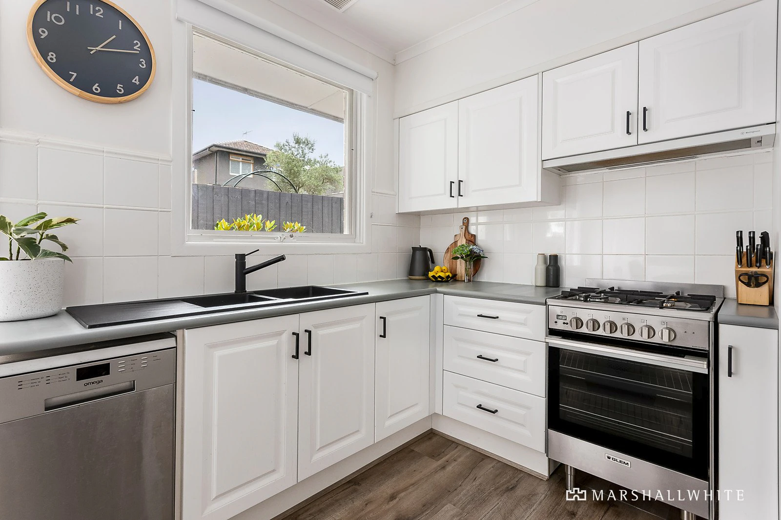 4/70 Essex Road, Surrey Hills, VIC