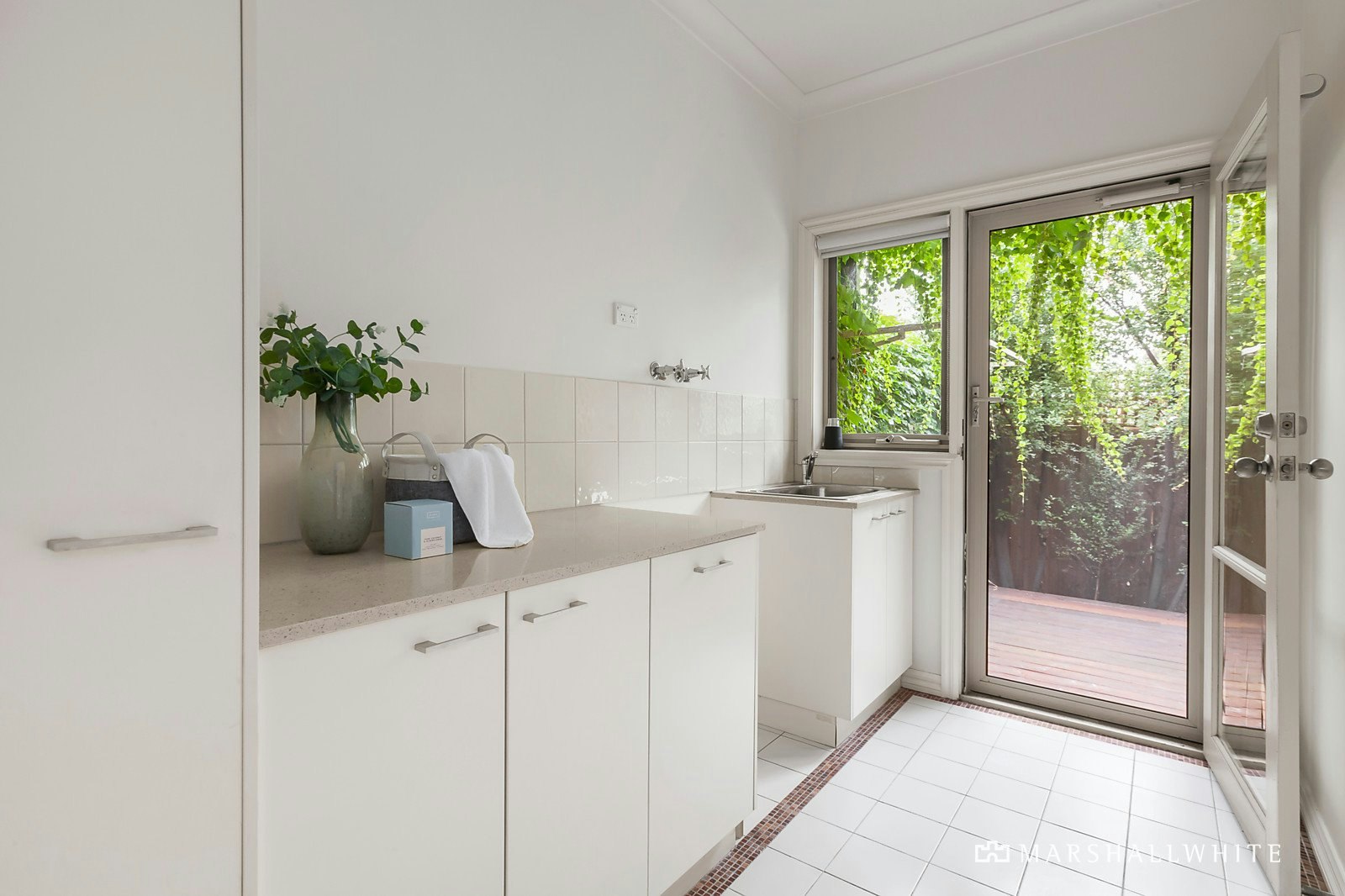 32 Vears Road, Glen Iris, 3146