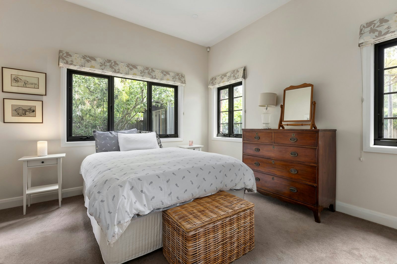 38 Irymple Avenue, Kew East, VIC