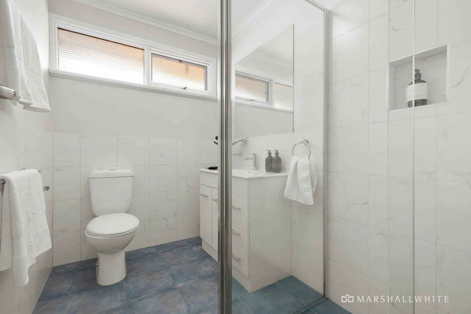 3/18 Essex Road, Surrey Hills, 3127