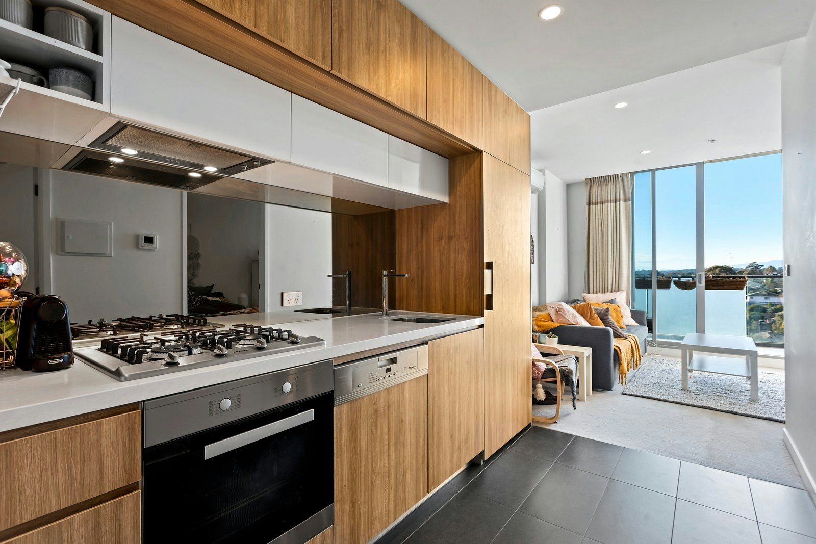 811/1 Grosvenor Street, Doncaster, 3108