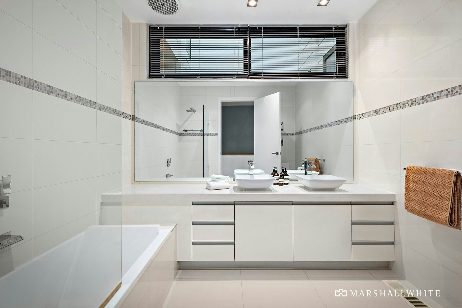 1 Barkly Avenue, Port Melbourne, 3207