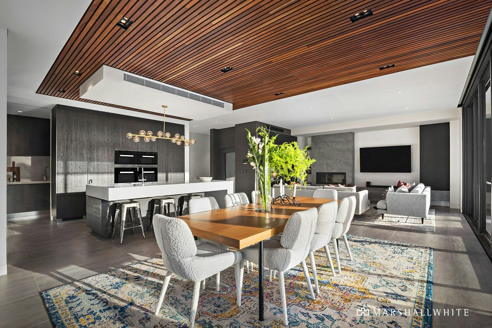 16 Staughton Road, Glen Iris, 3146