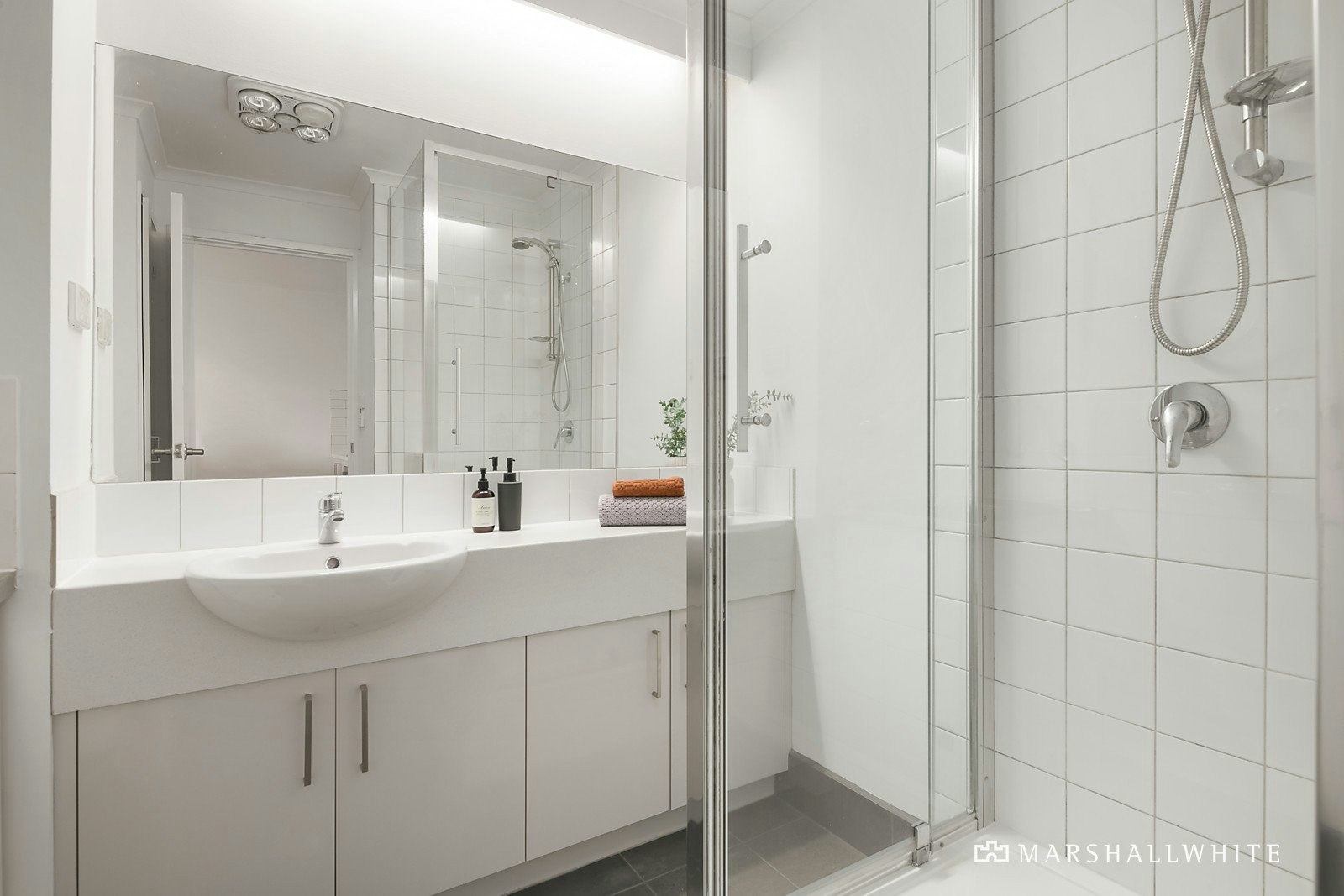 4/5 Davisons Place, Melbourne, 3000