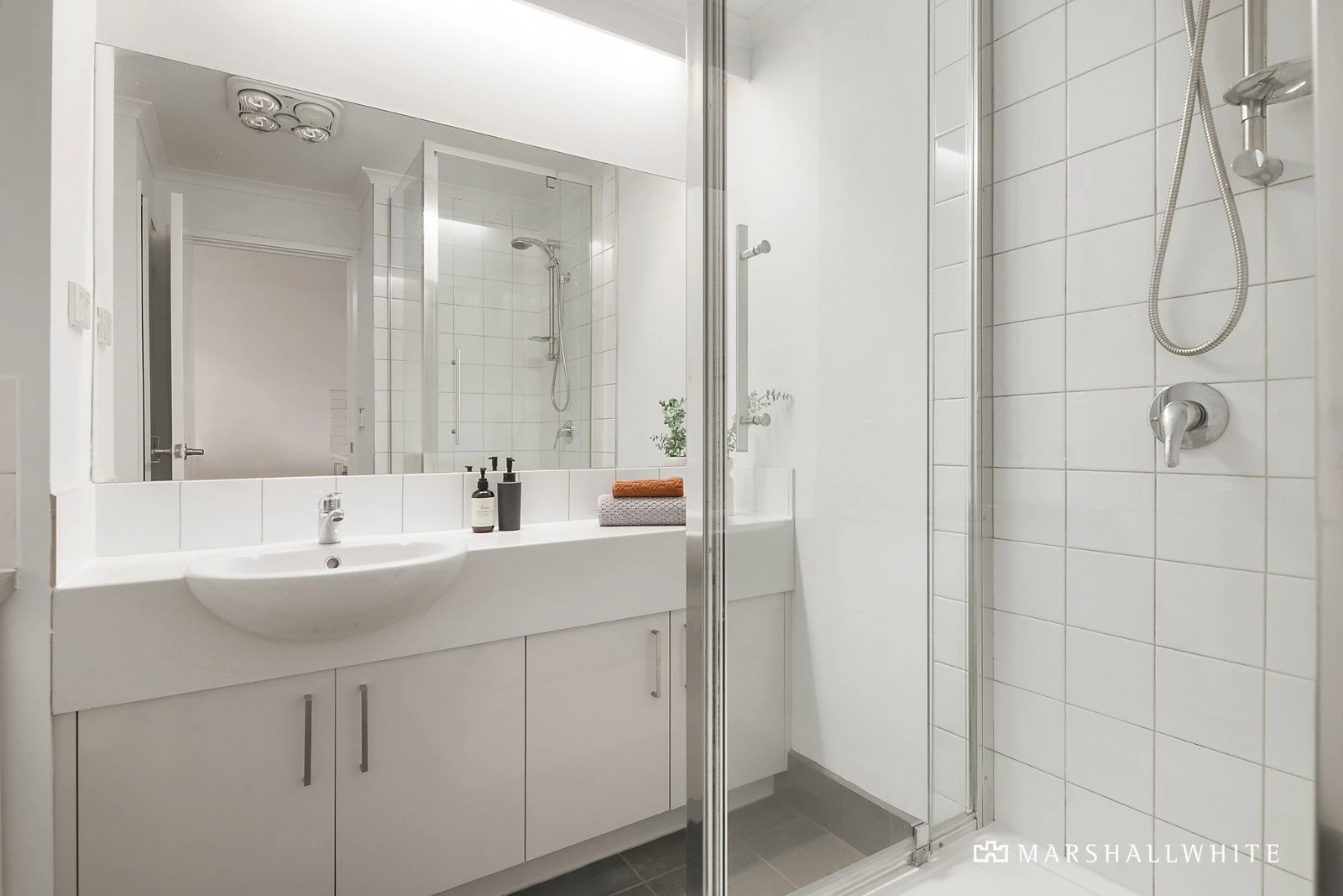 4/5 Davisons Place, Melbourne, 3000