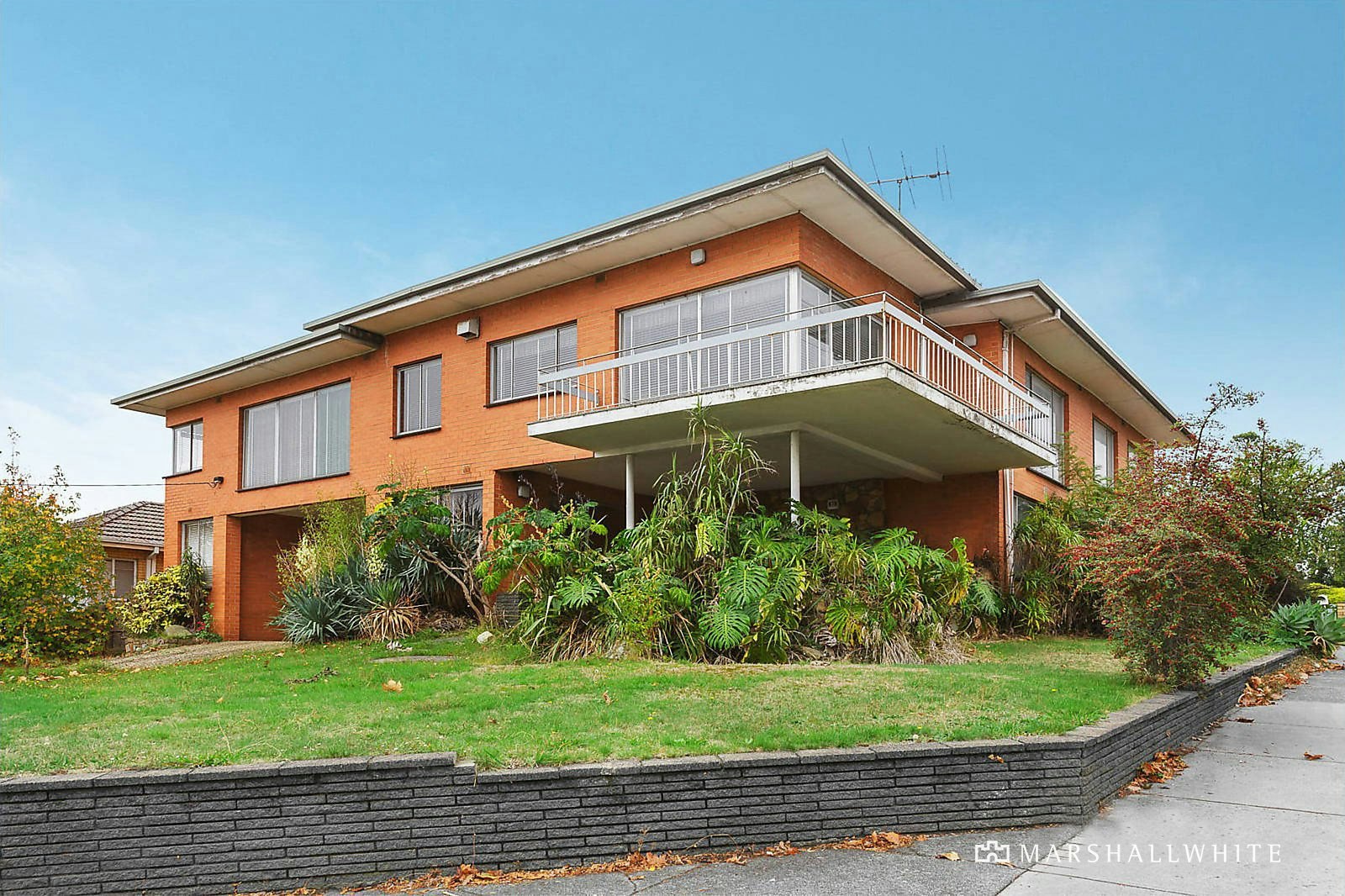 973-975 Riversdale Road, Surrey Hills, 3127