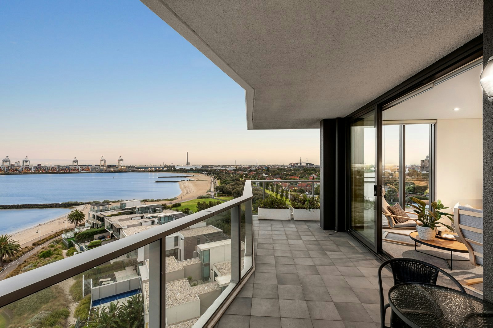 801/155 Beach Street, Port Melbourne, 3207