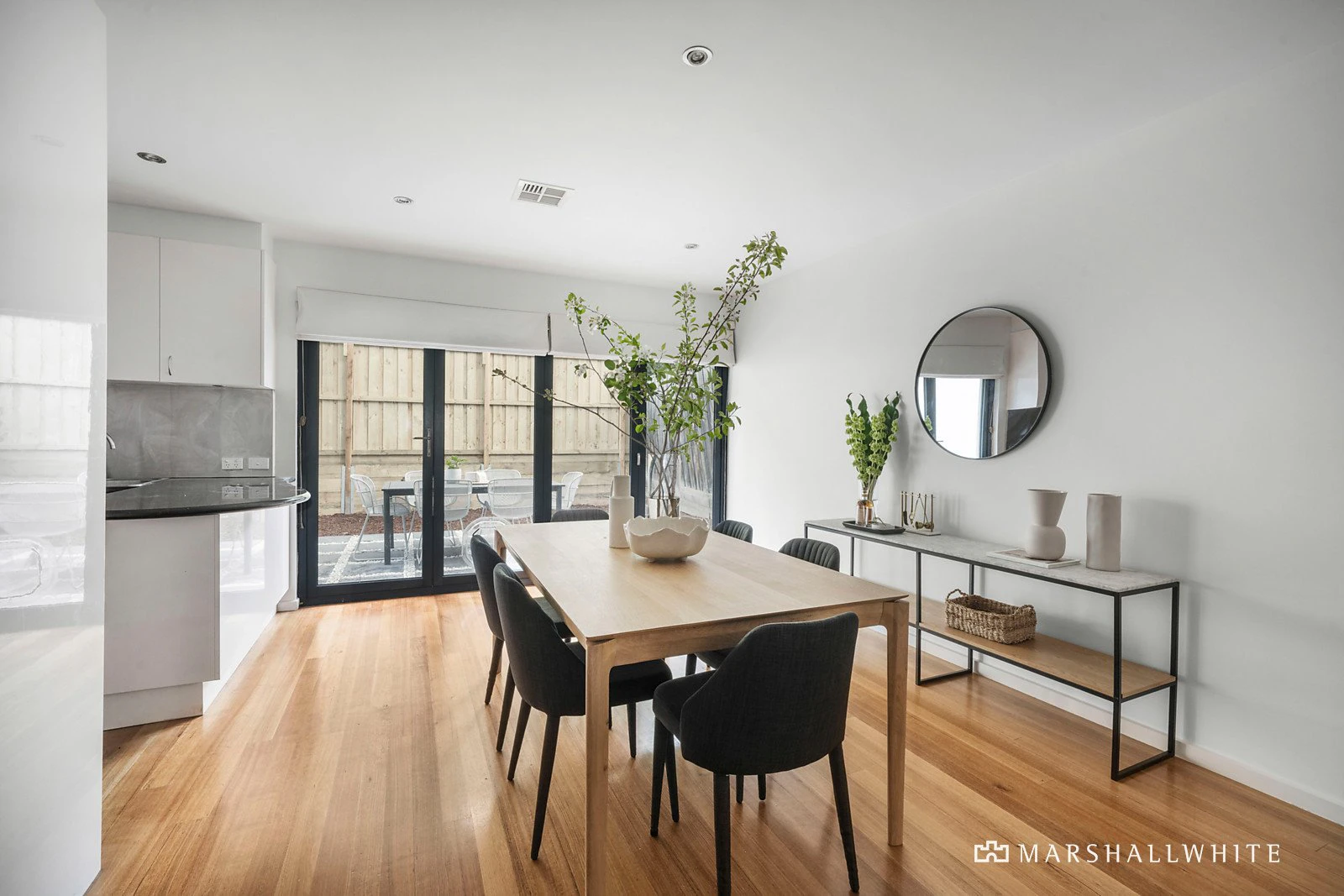20 Ruabon Road, Toorak, 3142